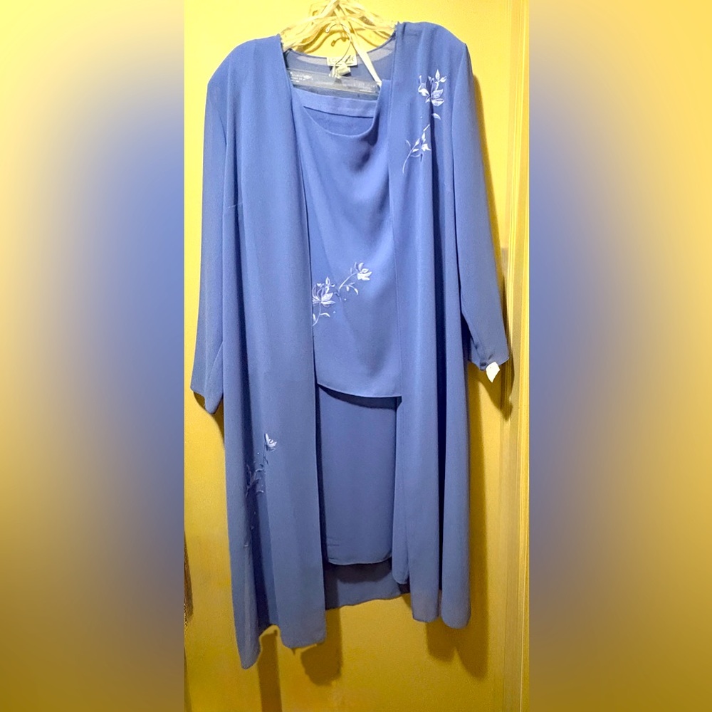 3 piece women’s plus size  dressy outfit